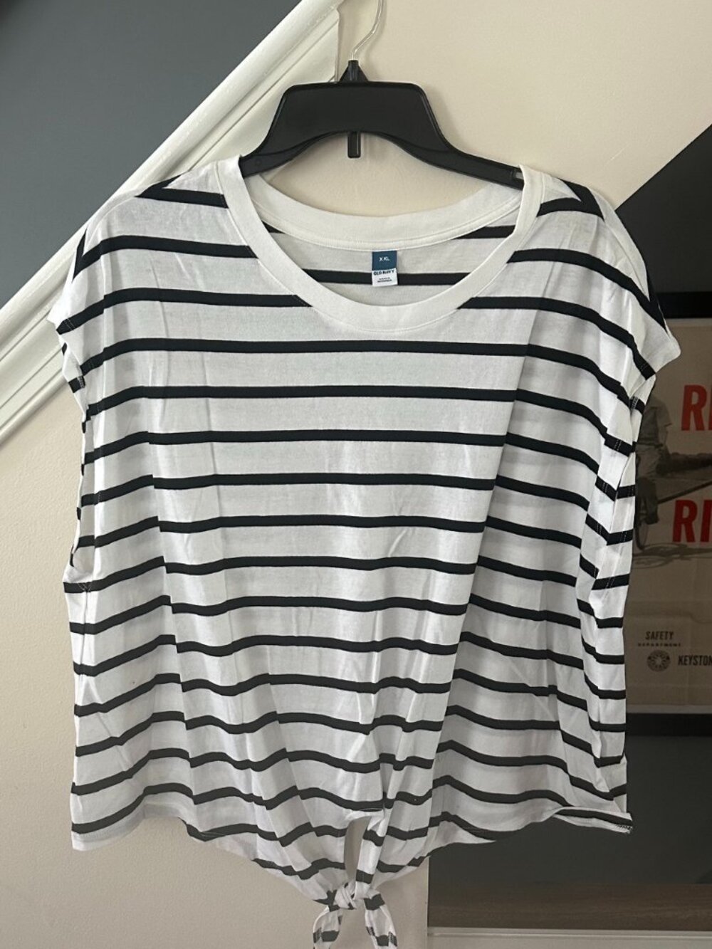 Old Navy~Blue & White Striped~Knot Tie Tee~Size XXL